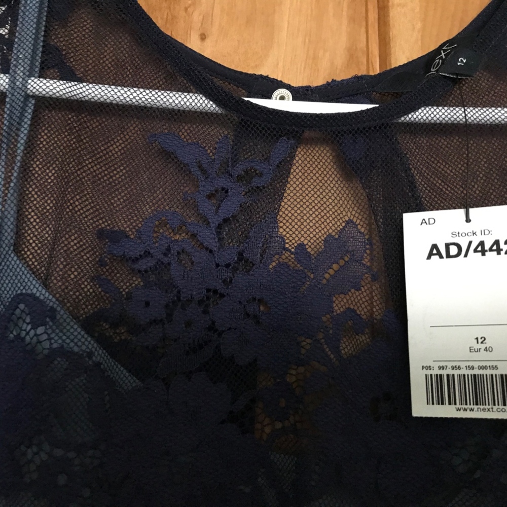 LACE TOP - Picture 3 of 7